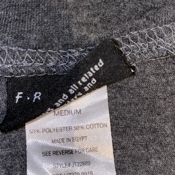 Friends shirt - Picture 2 of 2